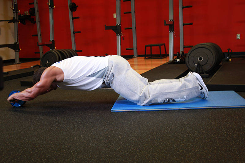 Alternative demonstration of Ab Roller exercise