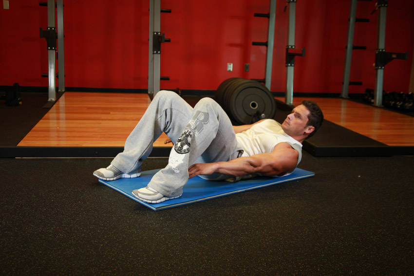 Alternative demonstration of Alternate Heel Touchers exercise