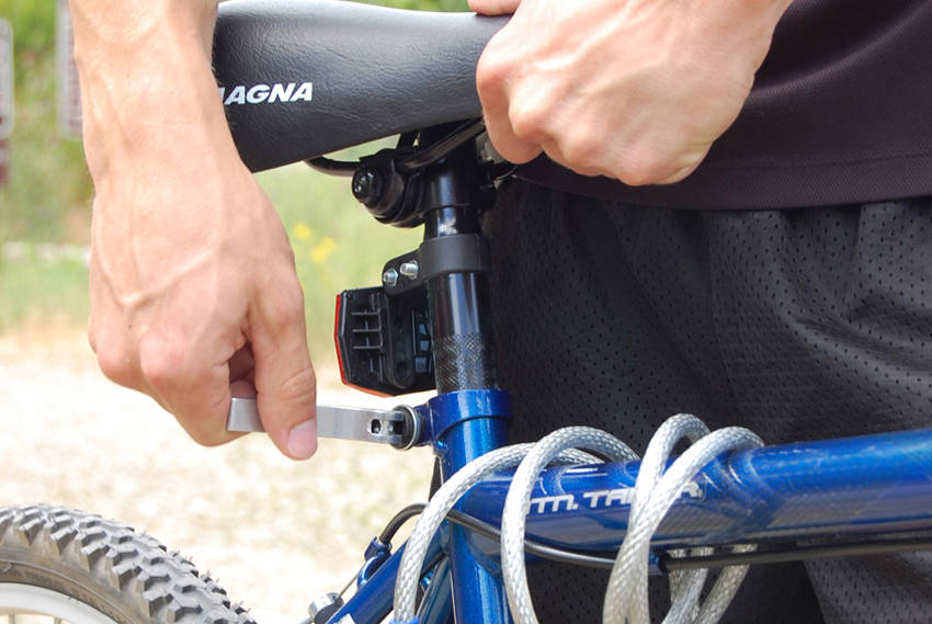 Alternative demonstration of Bicycling exercise