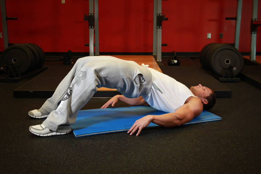 Alternative demonstration of Butt Lift (Bridge) exercise
