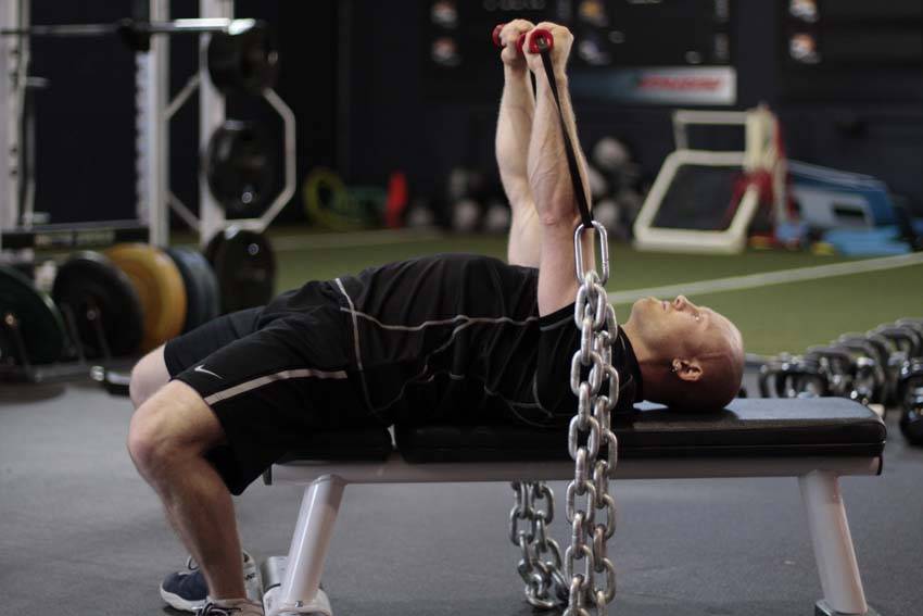 Alternative demonstration of Chain Press exercise