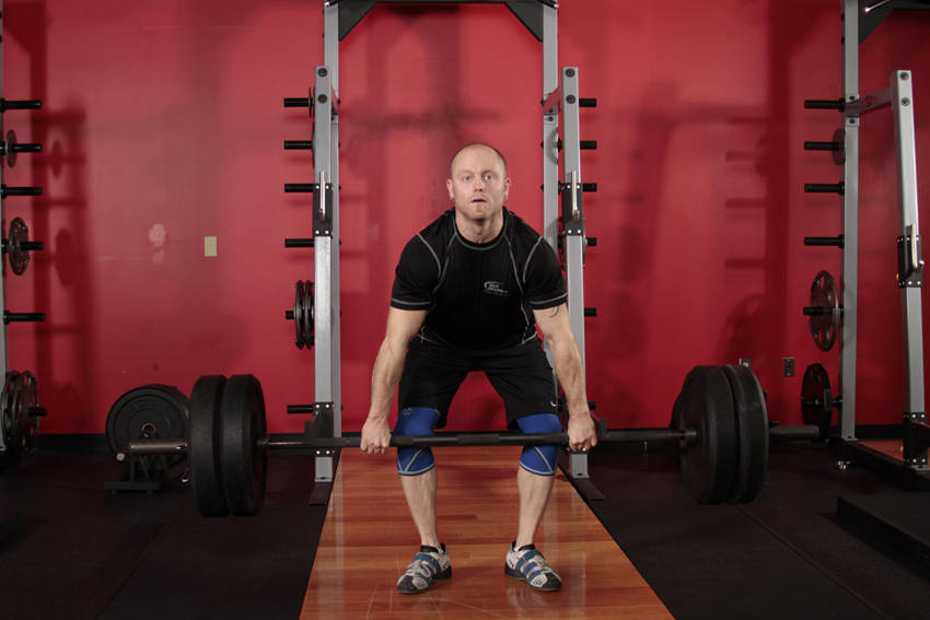 Alternative demonstration of Clean Deadlift exercise