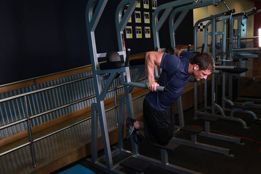 Alternative demonstration of Dips - Chest Version exercise