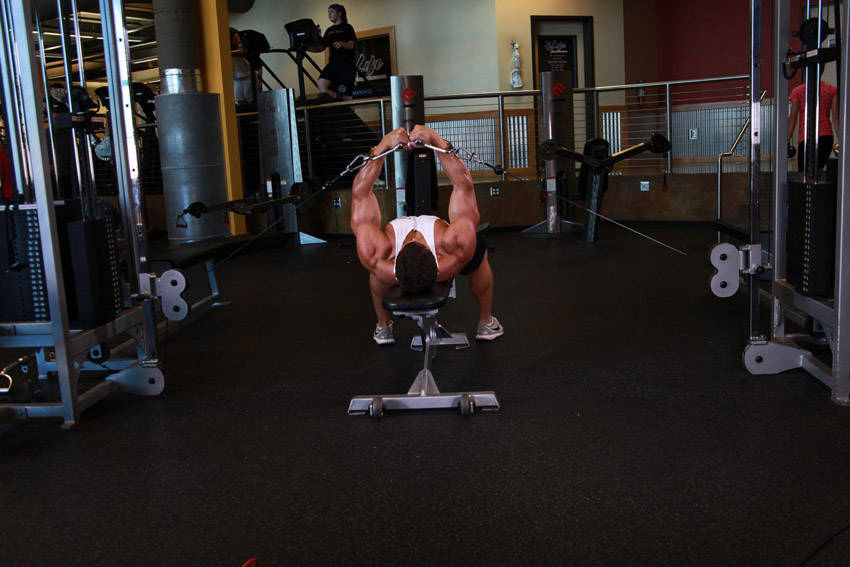Alternative demonstration of Flat Bench Cable Flyes exercise