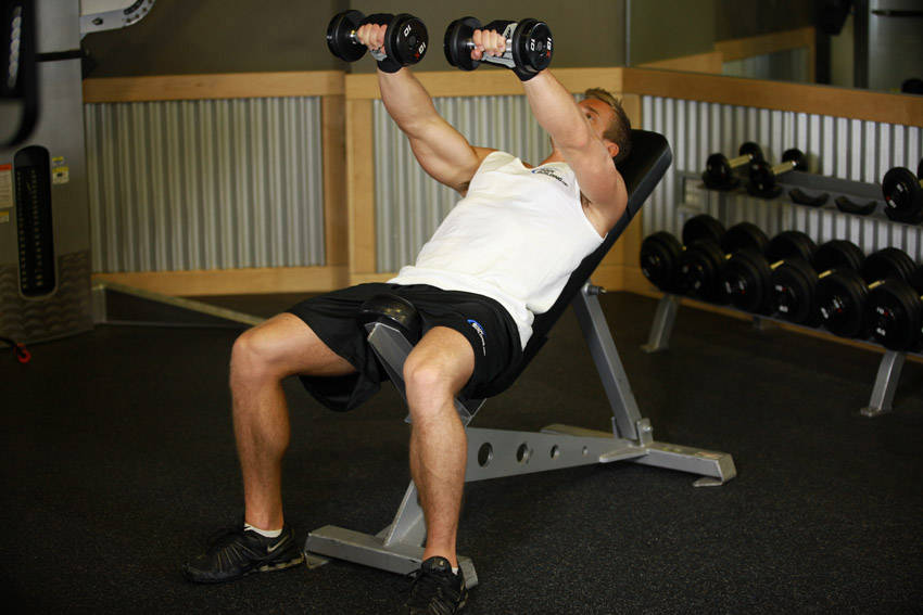 Alternative demonstration of Front Incline Dumbbell Raise exercise