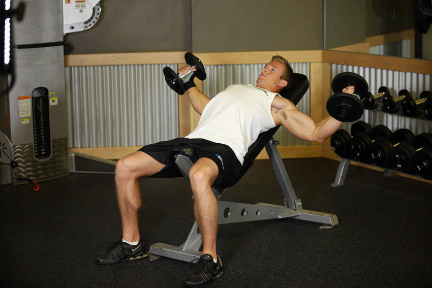 Alternative demonstration of Incline Dumbbell Flyes exercise