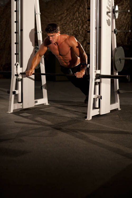 Alternative demonstration of Incline Push-Up Wide exercise