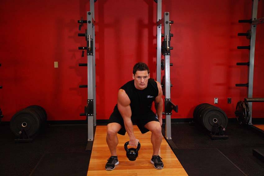 Alternative demonstration of Kettlebell Hang Clean exercise