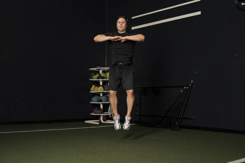 Alternative demonstration of Knee Tuck Jump exercise