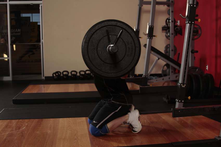 Alternative demonstration of Kneeling Jump Squat exercise