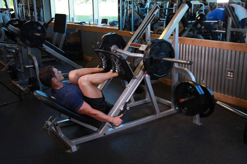Alternative demonstration of Leg Press exercise