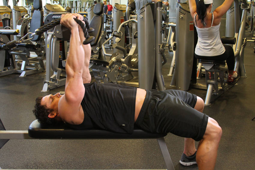 Alternative demonstration of Low Cable Triceps Extension exercise