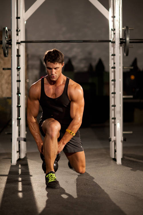 Alternative demonstration of Lunge Pass Through exercise