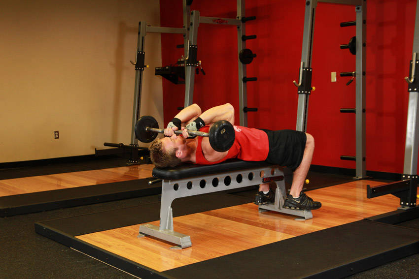 Alternative demonstration of Lying Close-Grip Barbell Triceps Press To Chin exercise