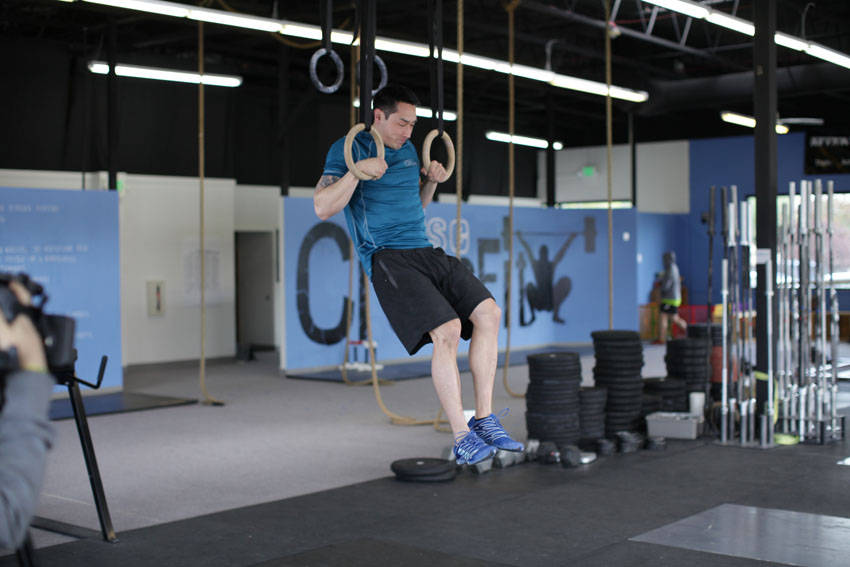 Alternative demonstration of Muscle Up exercise