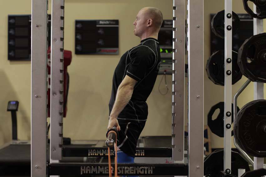 Alternative demonstration of Rack Pull with Bands exercise