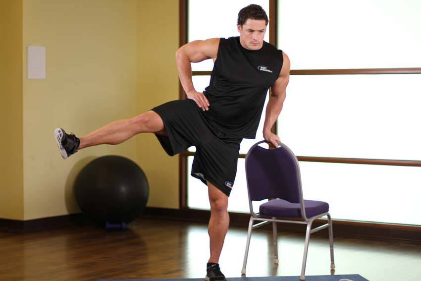 Alternative demonstration of Side Leg Raises exercise