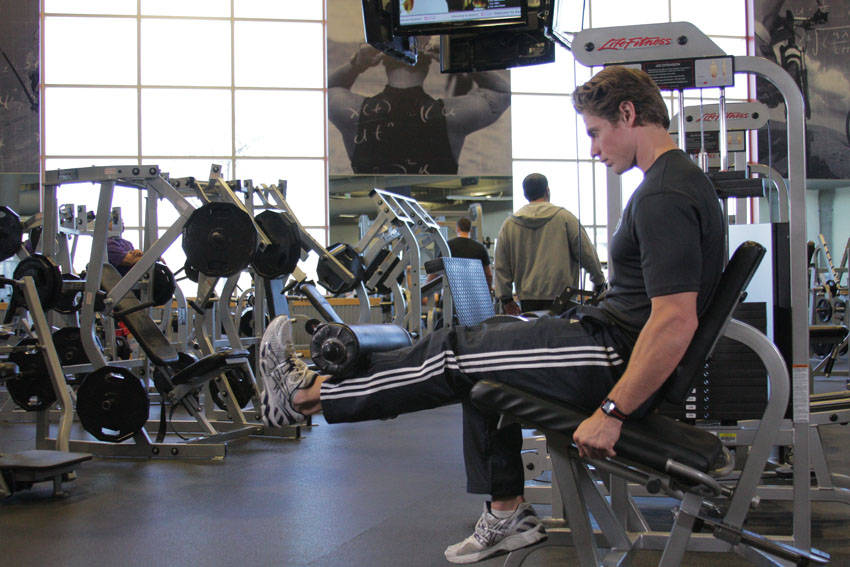 Alternative demonstration of Single-Leg Leg Extension exercise