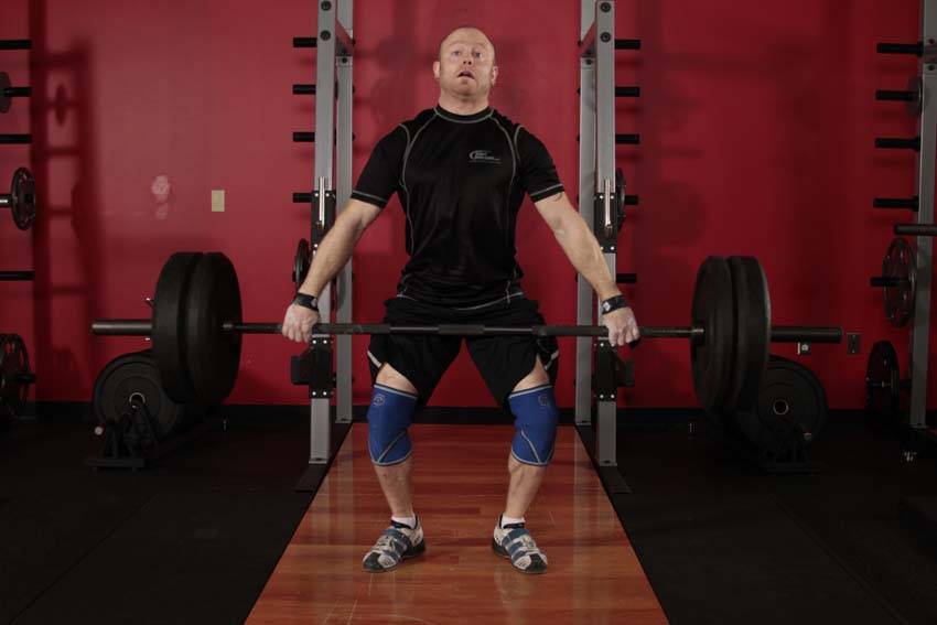 Alternative demonstration of Snatch Pull exercise