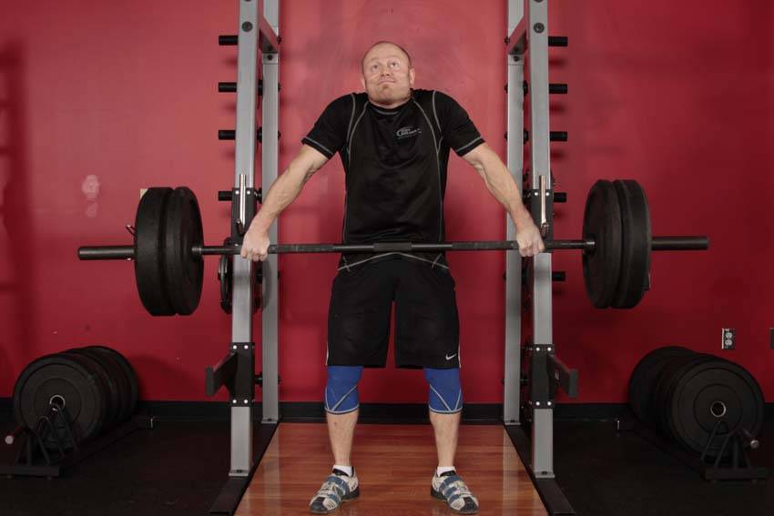Alternative demonstration of Snatch Shrug exercise
