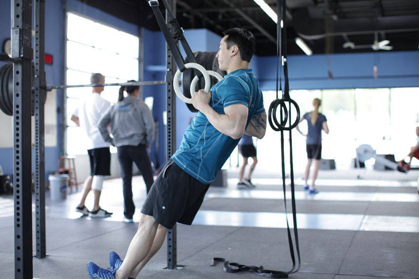 Alternative demonstration of Suspended Row exercise